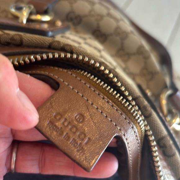 GUCCI GG Canvas Tote - Picture 7 of 17